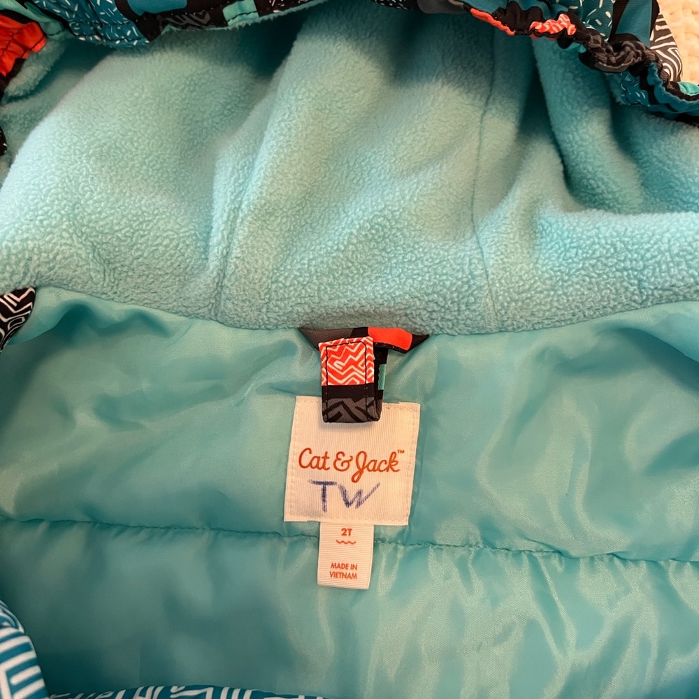 Cat & Jack Winter Jacket 2-in-1 Size 2T - Picture 4 of 14